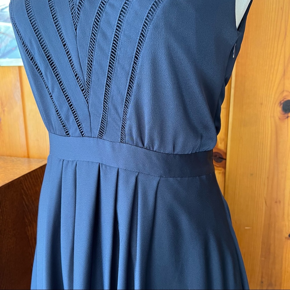 Banana Republic Satin Midi Vee Dress in Navy - Picture 5 of 5